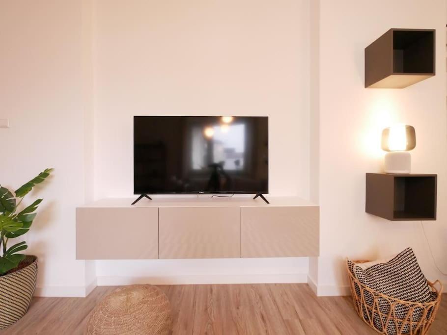 75 M2, Zentral, Gemuetlich, Eigener Parkplatz Apartment Osnabruck Bagian luar foto